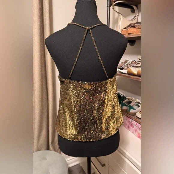 Gold Sequin Sleeveless Top - Picture 2 of 3